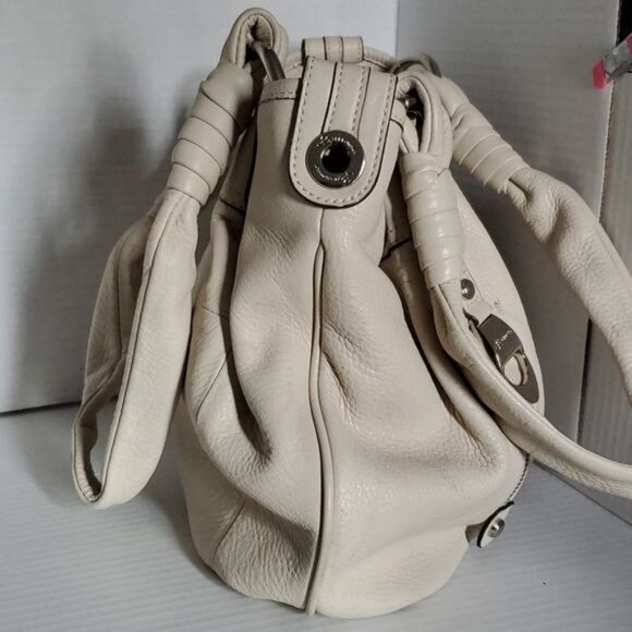 B MAKOWSKY LEATHER BAG HOBO CREAM SHOULDER SATCHEL HANDBAG PURSE WOMEN'S WOMAN'S - Picture 6 of 15